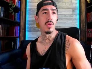 donovan_desmond on Flirt4Free 