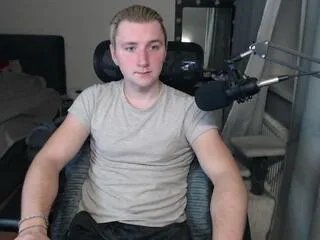 Offline elvin_vaenight on Flirt4Free