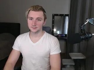 Offline elvin_vaenight on Flirt4Free