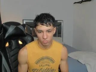 Offline enzo_slora on Flirt4Free