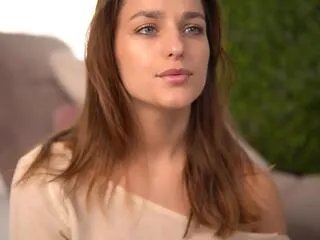 Freechat freya_heart on Flirt4Free