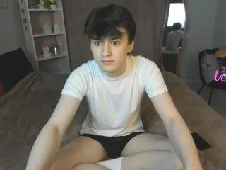 Freechat kevin_hunnter on Flirt4Free