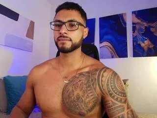 liiam_garcia on Flirt4Free 