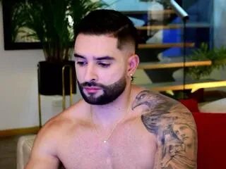 Freechat lukhas on Flirt4Free