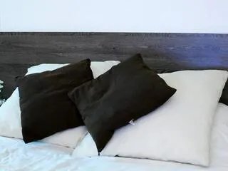 Freechat lukhas on Flirt4Free