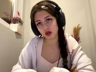 Offline lulu_whipple on Flirt4Free