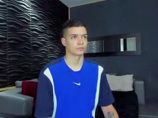 Offline marco_tosswell on Flirt4Free