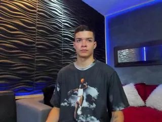Offline marco_tosswell on Flirt4Free