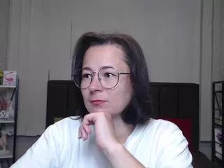 Freechat marie_selfi on Flirt4Free