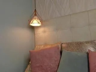 Offline mia_sinner on Flirt4Free