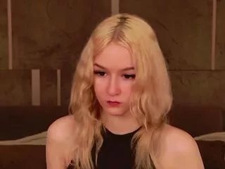 Freechat naomi_loys on Flirt4Free