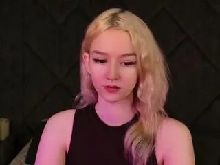 Freechat naomi_loys on Flirt4Free