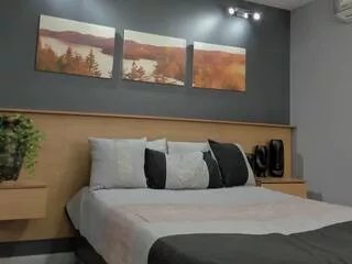 Away nico_bellini on Flirt4Free