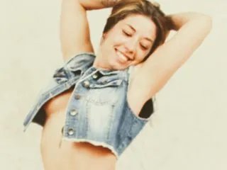 Freechat nina_luv on Flirt4Free