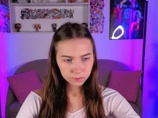 Offline olivia_lay on Flirt4Free