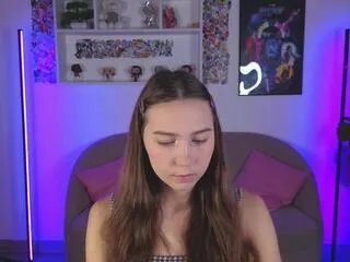 Offline olivia_lay on Flirt4Free