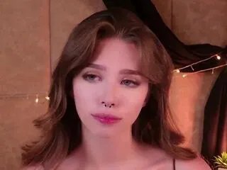 Freechat sierra_fane on Flirt4Free