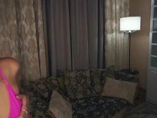 Freechat tate_beechama on Flirt4Free