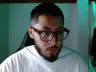 Offline thomas_spilios on Flirt4Free