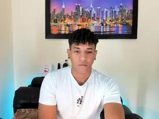 Offline yoxi_martinez on Flirt4Free