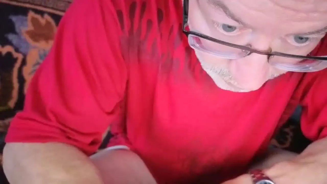 Offline cumloverboyxxx69 on Streamray