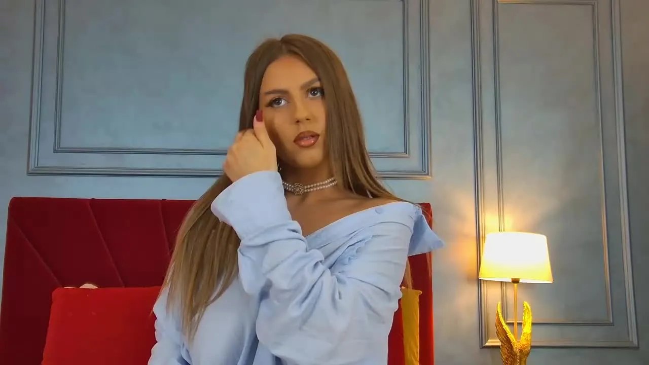 Freechat Hazellyn on Streamray