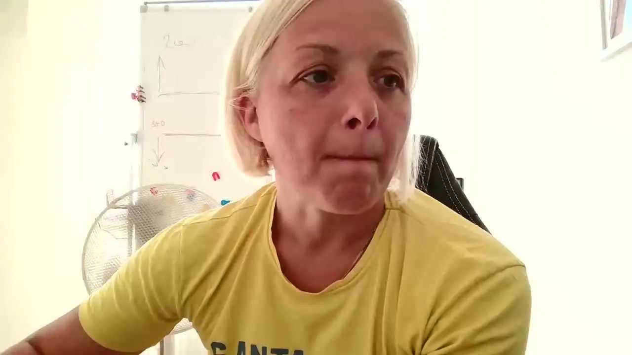 Offline LINSY_KIM on Streamray