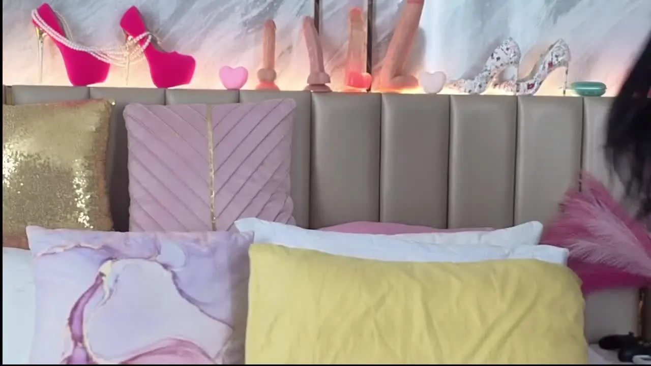 Offline LittleAsia on Streamray