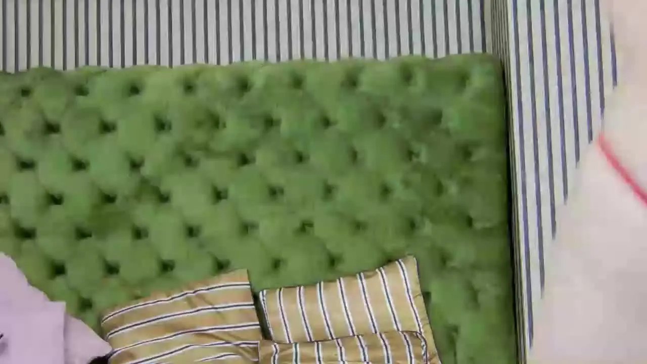 Offline LunaHart on Streamray