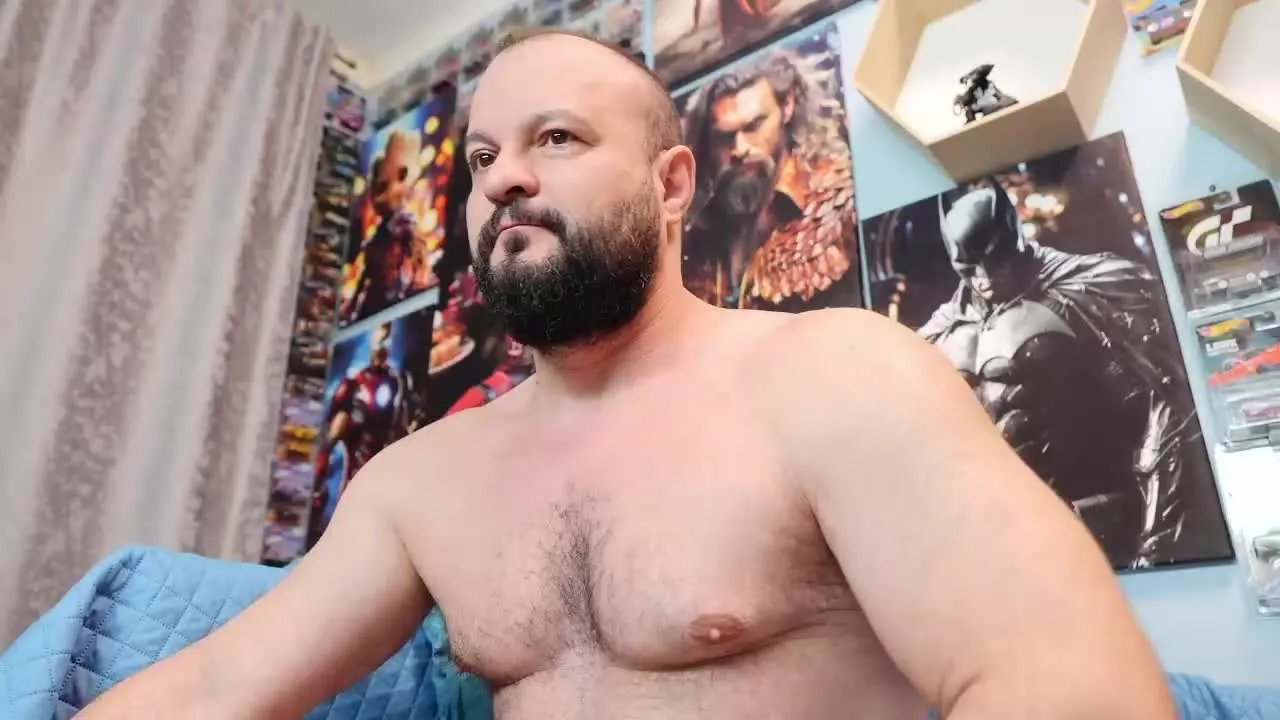 Offline MuscleBear on Streamray