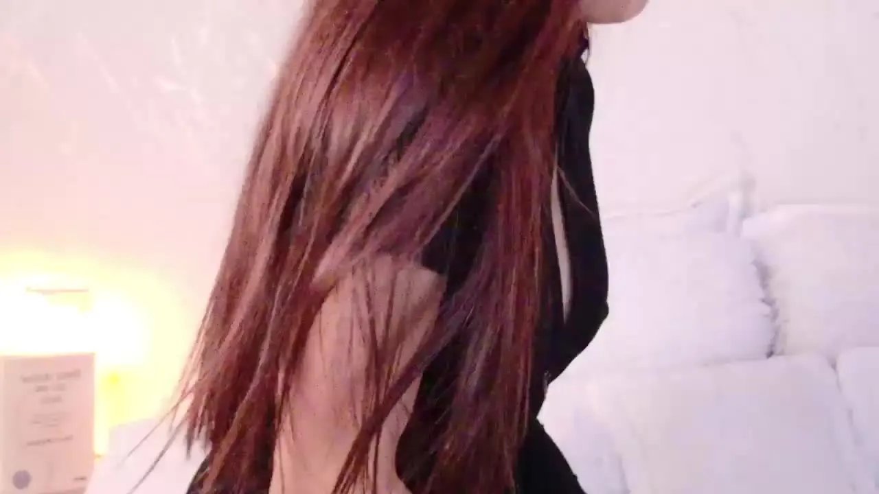 Offline Valeria_Willian on Streamray