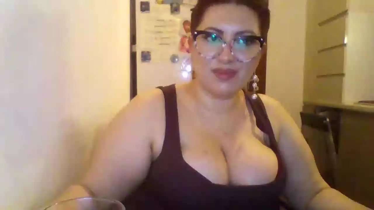 VelvetPurple on Streamray 