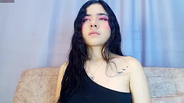 adara_johnson__ on StripChat 