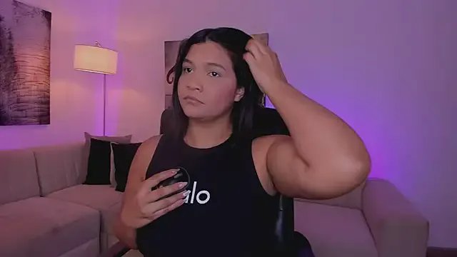 alaia7h on StripChat 