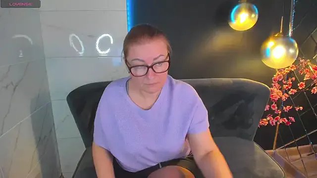 Freechat AlexandraKind on StripChat