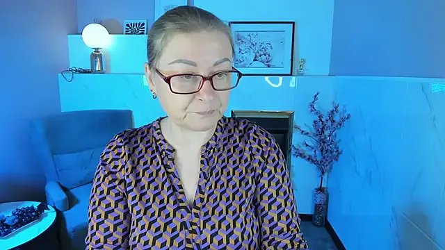 Freechat AlexandraKind on StripChat