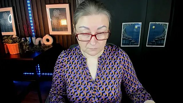 Freechat AlexandraKind on StripChat