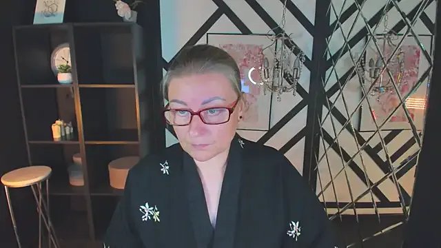 Freechat AlexandraKind on StripChat