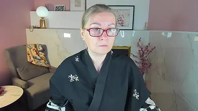 Freechat AlexandraKind on StripChat