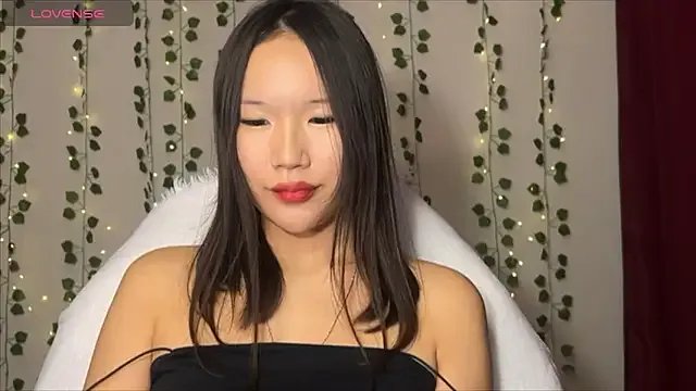 Freechat Asian_Vi on StripChat