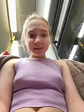 Freechat bambi_lu on StripChat