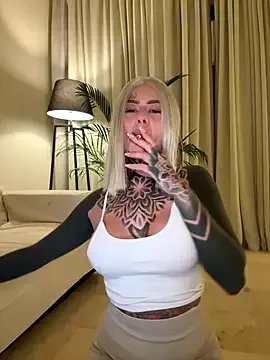 bambixboo on StripChat 