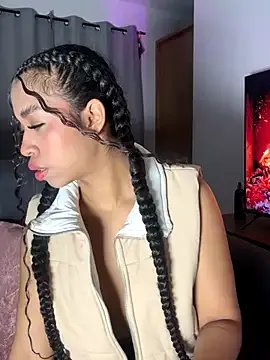 Freechat bella__honey on StripChat