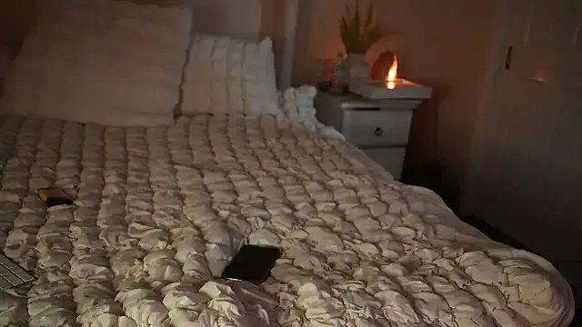 Freechat BellaVendettaXO on StripChat