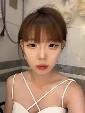 Freechat D-033 on StripChat