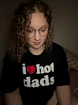 EmmieRae on StripChat 