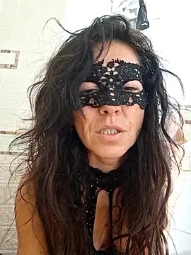 Freechat EmySkinny85 on StripChat