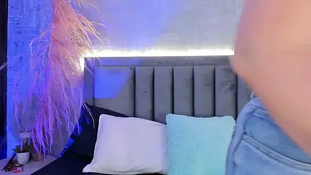 GaiaBaker on StripChat 