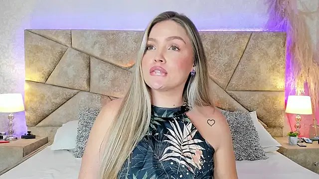 GaiaBaker on StripChat 