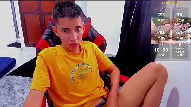 Freechat gomitaboy_1 on StripChat